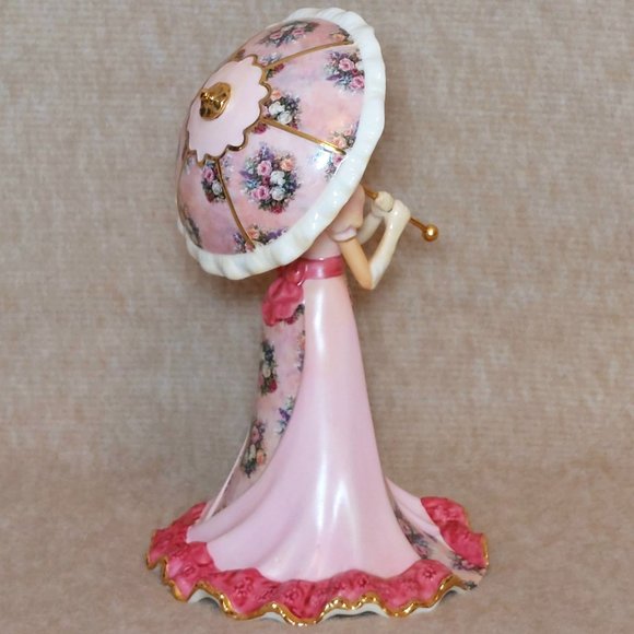 Bradford Editions Lena Liu "Stroll In The Park" Vintage Collectible Statue Bell - Picture 5 of 13